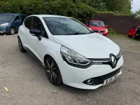 Used Renault Clio IV Dynamique 90 HP (66 kW) 2015 White Hatchback