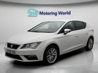 Used Seat Leon SE Dynamic 116 HP (85 kW) 2020 White Hatchback