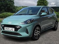 Usado Hyundai i10 Premium 77 HP (56 kW) 2025 Verde Citadino