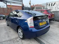 Used Toyota Prius 2010 Blue Hatchback
