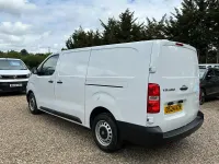 Used Vauxhall Vivaro 143 HP (105 kW) 2024 White MPV