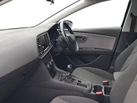 Used Seat Leon SE Dynamic 115 HP (84 kW) 2019 Blue Hatchback