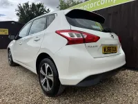 Used Nissan Pulsar Acenta 115 HP (84 kW) 2016 White Hatchback