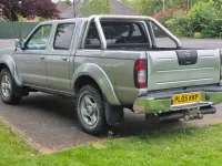 Used Nissan Navara 174 HP (127 kW) 2005 Silver Pickup
