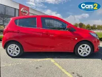 Second-hand Vauxhall Viva 75 CP (55 kW) 2015 Roșu Hatchback