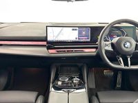 Used BMW 520 M Sport 205 HP (150 kW) 2025 White Estate