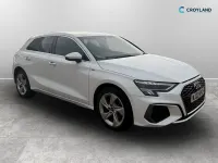 Begagnad Audi A3 Sportback e-tron S-Line 2022 Vit Halvkombi