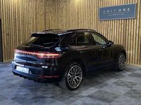 Used Porsche Macan 380 HP (279 kW) 2020 Black SUV