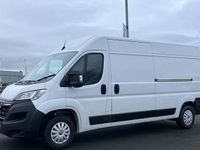 Used Vauxhall Movano 140 HP (102 kW) 2023 White MPV