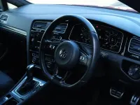Second-hand VW Golf VII R 300 CP (220 kW) 2020 Roșu Hatchback