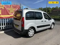 Usado Citroën Berlingo XTR 90 CV (66 kW) 2010 Plateado Monovolumen