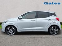 Used Hyundai i10 Premium 84 HP (61 kW) 2022 Silver Hatchback