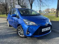 Used Toyota Yaris 2017 Blue Hatchback