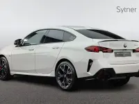 Ny BMW M235 300 HK (220 kW) 2026 Sportkupé