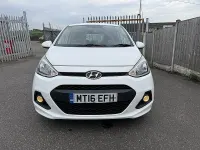 Used Hyundai i10 SE 67 HP (49 kW) 2016 White Hatchback