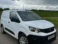 Used Peugeot Partner 2020 White MPV