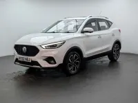 Używany MG ZS Exclusive 111 KM (81 kW) 2022 Biały SUV