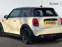 Used Mini Cooper Hatch 134 HP (98 kW) 2018 White Hatchback