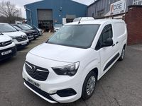 Used Vauxhall Combo Sportive 100 HP (73 kW) 2020 White Van