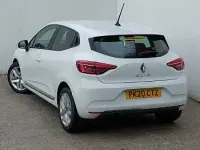 Used Renault Clio Play 72 HP (52 kW) 2020 White Hatchback