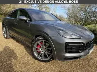 Usado Porsche Cayenne 460 HP (338 kW) 2022 Cinzento SUV