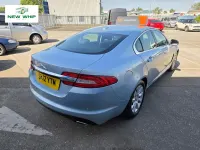 Usado Jaguar XF Premium Luxury 190 HP (139 kW) 2012 Azul Sedan