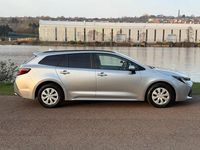 Begagnad Toyota Corolla 122 HK (89 kW) 2022 Silver Van