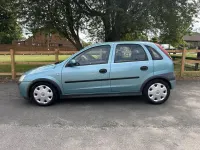 Used Vauxhall Corsa Elegance 75 HP (55 kW) 2002 Green Hatchback