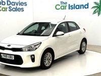 Used Kia Rio 99 HP (72 kW) 2019 White Hatchback