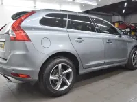 Used Volvo XC60 R-Design 190 HP (139 kW) 2016 Grey SUV