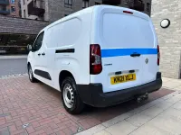 Used Vauxhall Combo 100 HP (73 kW) 2021 White Van