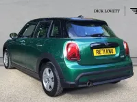 Używany Mini Cooper Classic 134 KM (98 kW) 2022 Zielony Hatchback