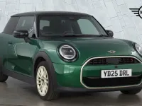 Used Mini Cooper S Hatch 201 HP (147 kW) 2025 Green Hatchback