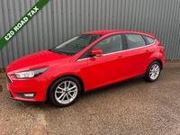 Used Ford Focus Zetec 120 HP (88 kW) 2015 Red Hatchback