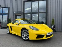 Used Porsche 718 Cayman 300 HP (220 kW) 2019 Yellow Coupe