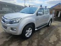 Used Isuzu D-Max 2013 Silver Pickup