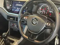 Used VW Polo SE 65 HP (47 kW) 2018 Silver Hatchback