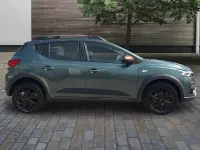 Used Dacia Sandero Extreme 2024 Green Hatchback