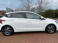 Used Hyundai i20 Advanced 100 HP (73 kW) 2025 Atlas white Hatchback