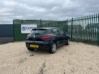 Usado Renault Clio IV Dynamique 75 HP (55 kW) 2013 Preto Citadino