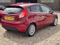 Używany Ford Fiesta Titanium 2014 Czerwony Hatchback
