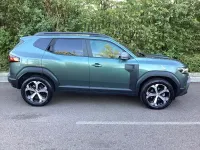 Used Dacia Duster Journey 143 HP (105 kW) 2025 Cedar green Estate
