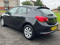 Used Vauxhall Astra Design Edition 100 HP (73 kW) 2015 Black Hatchback