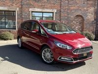 Usado Ford S-MAX S 240 HP (176 kW) 2016 Vermelho Monovolume