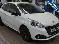 Used Peugeot 208 82 HP (60 kW) 2018 White Hatchback