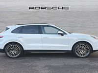 Used Porsche Cayenne S Platinum Edition 440 HP (323 kW) 2022 Carrara white SUV