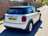 Używany Mini Cooper Hatch 2014 Biały Hatchback
