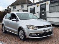 Usado VW Polo SE 75 HP (55 kW) 2015 Prateado Citadino