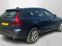 Used Volvo XC60 Momentum 247 HP (181 kW) 2020 Blue SUV