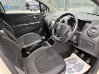 Używany Renault Captur Dynamique 90 KM (66 kW) 2018 Beżowy SUV